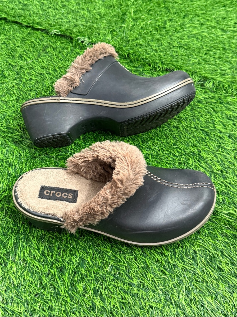 Crocs Cobbler EVA Clogs Brown Faux Fur Slip On Shoes Chunky Women’s 8